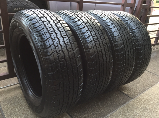 ยาง Bridgestone 255 65 17 ปลายปี14 ดอกเต็ม ใช้ยาว ราคาไม่แพง