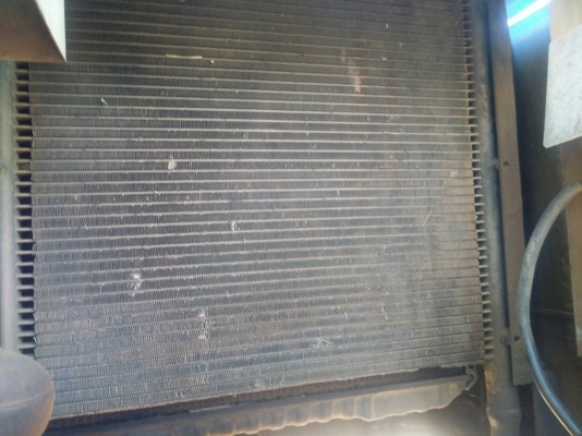 ขายด่วน HITASHI EX200-3 SUPER สภาพพร้อมใช้งาน เครื่องปั้มดี ระบบเมกะปั้ม โซ่ช่วงล่างสวย เฟรมดี เอวแน่น แอร์เย็นภายในเรียบร้อย เอกสารสัญญาซื้อขาย