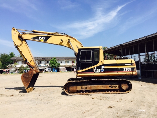 ขายด่วน!!cat 320B เอกสารเล่ม  สภาพพร้อมใช้ค่ะ
