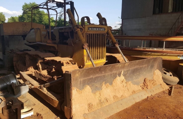 ขาย แทรคเตอร์ KOMATSU D50P-16 สภาพพร้อมใช้งาน เอกสารใบซื้อขาย