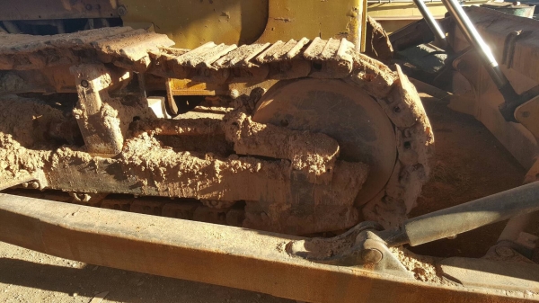 ขาย แทรคเตอร์ KOMATSU D50P-16 สภาพพร้อมใช้งาน เอกสารใบซื้อขาย