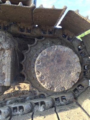 ขาย 435,000 HITACHI  EX 200-3 เครื่องดี ปั้มแรง ไฟฟ้าครบ รถพร้อมใช้ เอกสารหนังสือสัญญาซื้อขาย  (รถอยู่ ชลบุรี) 090-772-3710 090-772-3708