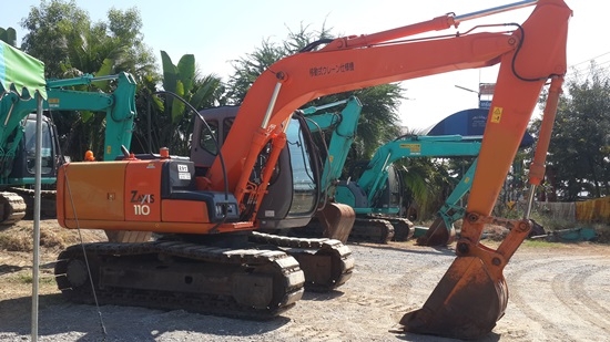 ขายรถขุดเก่าญี่ปุ่น hittachi zx 110 รถสวยเดิมสนใจติดต่อสอบถาม 092-3309229 อีด