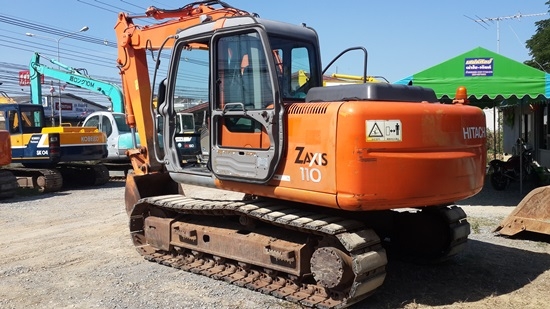 ขายรถขุดเก่าญี่ปุ่น hittachi zx 110 รถสวยเดิมสนใจติดต่อสอบถาม 092-3309229 อีด