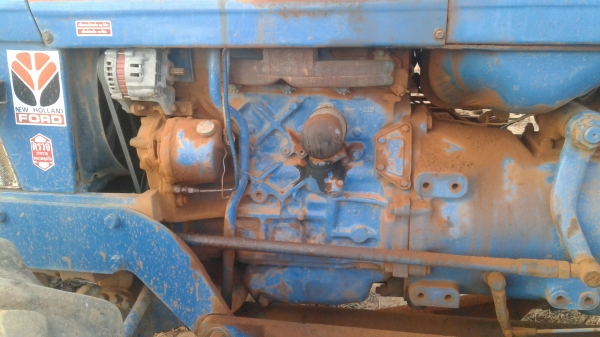 ขาย 420000 FORD6610 เกียร์ท็อกใช้งานง่าย เครื่องดี ปั๊มไฮโดรลิคดี สองเพลาพร้อมใชงาน เอกสารเล่มทะเบียน