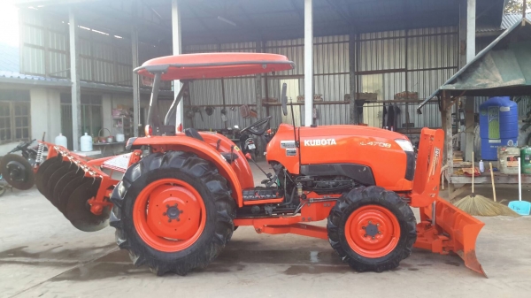 ขายรถไถ รุ่นL4708 ปี56  ไม 1000 ชั่วโมง