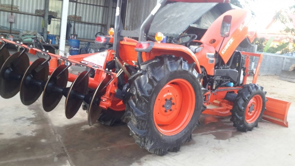 ขายรถไถ รุ่นL4708 ปี56 ไม 1000 ชั่วโมง ขายรถไถ รุ่นL4708 ปี56 ไม 1000 ชั่วโมง