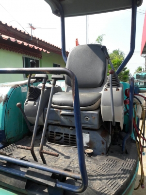 ขาย  KOMATSU PC35R-8  เก่าญี่ปุ่นแท้...สภาพสวย  เครื่องปั๊มดี.ระบบคล่อง..โทร..089-3818694  ดวงนภา