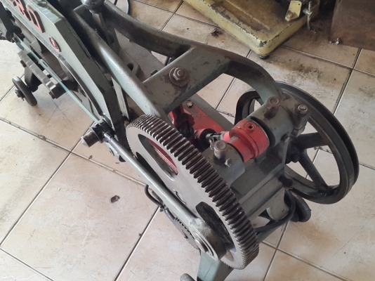 แท่นเลื่อย HERO 14 นิ้ว สภาพสวยๆ พร้อมใช้งาน ด่วนๆๆ ไฟบ้าน 8,500 แท่นเลื่อย HERO 14 นิ้ว สภาพสวยๆ พร้อมใช้งาน ด่วนๆๆ ไฟบ้าน 8,500