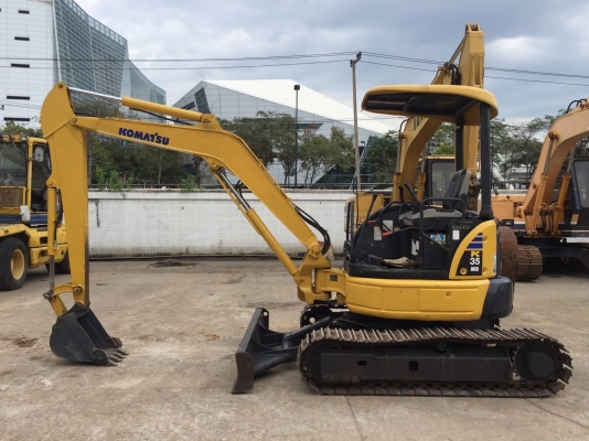 Komatsu PC35MR-2 พร้อมใช้งาน บูมยาว