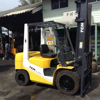 +++ ขายโฟล์คลิฟท์  T.C.M. FD30  ขนาด  3  ตัน  เครื่องยนต์ดีเซล  เสา  4  เมตร  เกียร์ออโตเมติค   งา 1,220  มม.  ยางตันใหม่ครับ