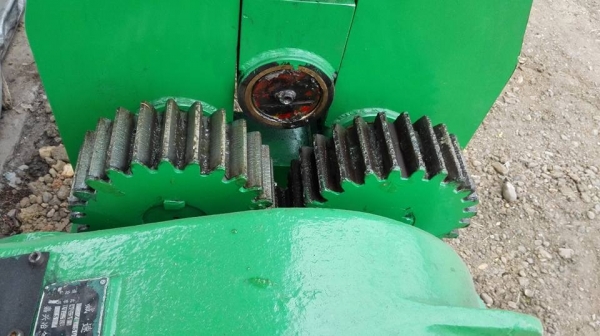 ** SOLD ** เครื่องม้วนเหล็กแผ่นประกอบใหม่ 8 ฟุต 240 cm เพลาตัน ม้วนหนา 9 มิล เต็มแผ่น 6 มิล มาดูมาเทสได้!!