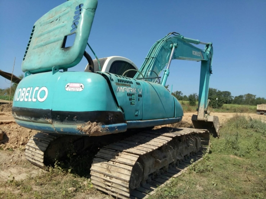 ขายด่วน KOBELCO SK200-5ธรรมดา ไฟฟ้าครบ โซ่ช่วงล่างเต็ม เครื่องปั้มดีเยี่ยม บูมอามมีปะตามสภาพ รถทำงานปกติ เอกสารใบอินวอยซ์