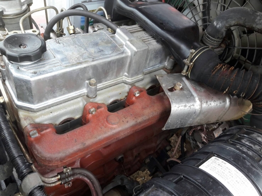 ขายรถยก MITSUBISHI  FD20 เครื่องดีเซล S45 เกียร์ธรรมดา ยางตันหน้าหลัง เสาสูง 3 เมตร ยกได้ 2 ตัน ติดต่อ 089-7949488