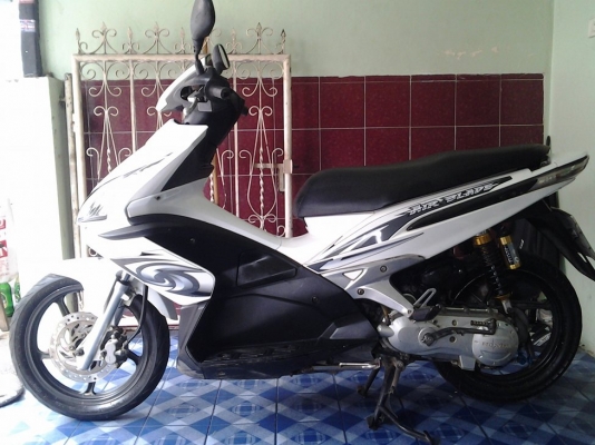 ขาย honda แอร์เบลด ล้อแม็ก ขับดีพร้อมใช้ประหยัด