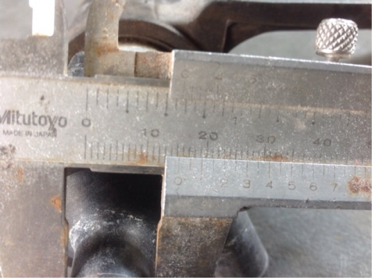 ปั้มน้ำ 12 V ของ Benz/Bmw