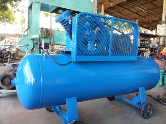 ปั้มลม INGERSOLLRAND  มือ2 สภาพดี  ทำงานเงียบมากๆนิ่มเหมือมปั้มตู้