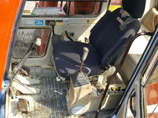 รถขุดดิน SK200-YNJ (มาร์คทีตัวสุดท้าย) ปีผลิต1995 รถขุดดิน SK200-YNJ (มาร์คทีตัวสุดท้าย) ปีผลิต1995