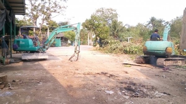 รับซ่อม รถแมคโค ทั้งช่วงล่าง และระบบไฮดรอลิกด์  เครื่องปั๊ม เรามีอะหลั่ยเก่าใหม่ด้วยครับราคากันเอง สนใจโทรมาคุยกันครับ