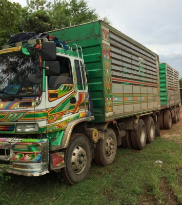 ขาย12ล้อ อีซูชุ 320ปี49 แม่ลูก3คาน ดั้มกะบะค๊อกเกษตร สภาพดีสวยเดิมๆไม่มีชน เล่มทะเบียน/โอน ขาย1,850,000บ รถสวยๆน่าใช้