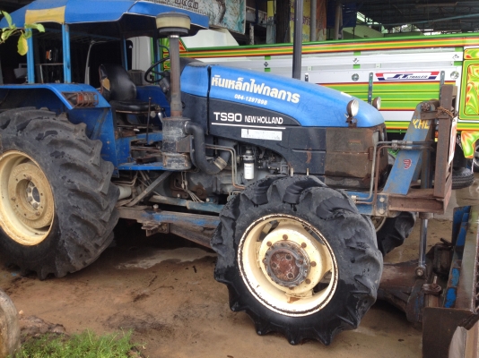 ขายรถไถ รุ่น TS90 NEWHOLLAND สภาพเยี่ยม ขายรถไถ รุ่น TS90 NEWHOLLAND สภาพเยี่ยม
