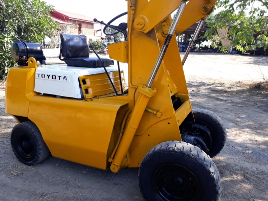 ขอบคุณเสี่ยใหญ่เมืองโคราชครับ ขายรถตักโตโยต้า 2SD10 เครื่องดีเซล สวยๆพร้อมใช้งาน ขอบคุณเสี่ยใหญ่เมืองโคราชครับ ขายรถตักโตโยต้า 2SD10 เครื่องดีเซล สวยๆพร้อมใช้งาน