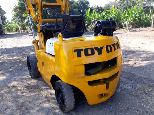 ขอบคุณเสี่ยใหญ่เมืองโคราชครับ ขายรถตักโตโยต้า 2SD10 เครื่องดีเซล สวยๆพร้อมใช้งาน ขอบคุณเสี่ยใหญ่เมืองโคราชครับ ขายรถตักโตโยต้า 2SD10 เครื่องดีเซล สวยๆพร้อมใช้งาน