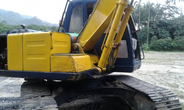 ขายรถแบคโฮ KOBELCO SK120-/// ราคา 550000