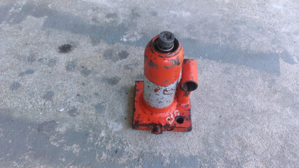 ขายแม่แรงกระปุก 500Kg.