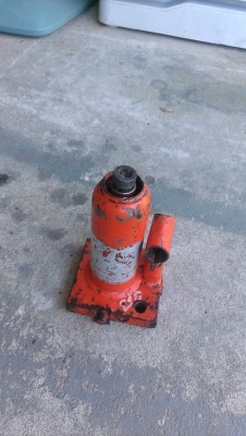 ขายแม่แรงกระปุก 500Kg. ขายแม่แรงกระปุก 500Kg.