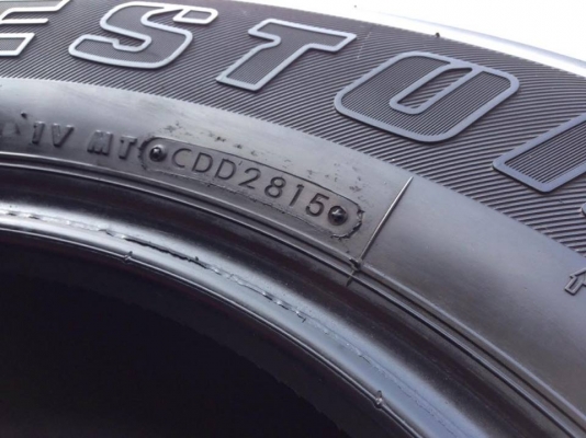 ยาง Bridgstone 245-70-16 ปี 15 ครบชุด 4 เส้น 7000 สภาพสวยๆไม่บวมไม่กินข้าง ดอกยางเหลือเยอะเอาไปวิ่งกันใด้อีกยาวค่ะ ยาง Bridgstone 245-70-16 ปี 15 ครบชุด 4 เส้น 7000 สภาพสวยๆไม่บวมไม่กินข้าง ดอกยางเหลือเยอะเอาไปวิ่งกันใด้อีกยาวค่ะ