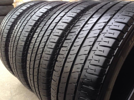 ยาง MICHELIN 215-65-16 ปี 16 ครบชุด 4 เส้น 7000  สภาพสวยๆไม่มีปะไม่บวมไม่กินข้าง ดอกยางเหลือเยอะเอาไปวิ่งกันใด้อีกยาวค่ะ