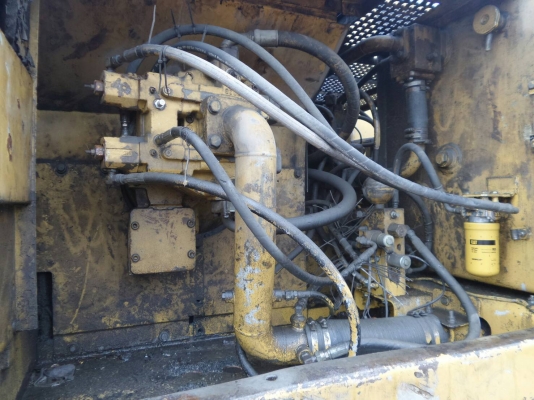 ขายรถแบคโฮ CAT 320 V2 กับ CAT 320 B เอกสารเล่ม ระบบไฟเต็ม ราคา 600000 กับ 650000