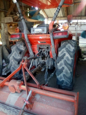 รถไถ 36 แรงปี 53 อุปกร 3 อย่าง ซ. ม 3200 นิด ฯฯ มือเดียวป้ายแดง ราคาเบาฯฯ 265000 บาท วันทูคอล 0986683479 dtac 0991751349 สิทธิ์ คับ รถไถ 36 แรงปี 53 อุปกร 3 อย่าง ซ. ม 3200 นิด ฯฯ มือเดียวป้ายแดง ราคาเบาฯฯ 265000 บาท วันทูคอล 0986683479 dtac 0991751349 สิทธิ์ คับ