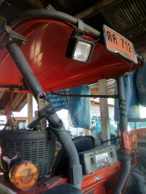 รถไถ 36 แรงปี 53 อุปกร 3 อย่าง ซ. ม 3200 นิด ฯฯ มือเดียวป้ายแดง ราคาเบาฯฯ 265000 บาท วันทูคอล 0986683479 dtac 0991751349 สิทธิ์ คับ รถไถ 36 แรงปี 53 อุปกร 3 อย่าง ซ. ม 3200 นิด ฯฯ มือเดียวป้ายแดง ราคาเบาฯฯ 265000 บาท วันทูคอล 0986683479 dtac 0991751349 สิทธิ์ คับ