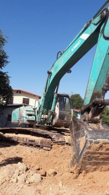 ขายรถขุดแบ็คโค SK200-5มาร์คไฟว์ธรรมดา ไฟฟ้าเต็มเครื่องแน่นฟิต เอกสารใบอินวอยซ์ ช่วงล่างดี