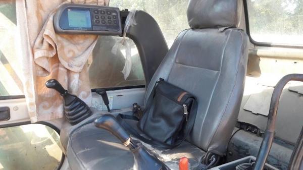 ขายรถขุดแบ็คโค SK200-5มาร์คไฟว์ธรรมดา ไฟฟ้าเต็มเครื่องแน่นฟิต เอกสารใบอินวอยซ์ ช่วงล่างดี