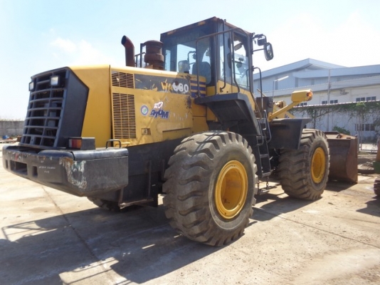 ขายรถตักล้อยาง KOMATSU รุ่น WA 380-6 สภาพสวย พร้อมใช้งาน ขายรถตักล้อยาง KOMATSU รุ่น WA 380-6 สภาพสวย พร้อมใช้งาน