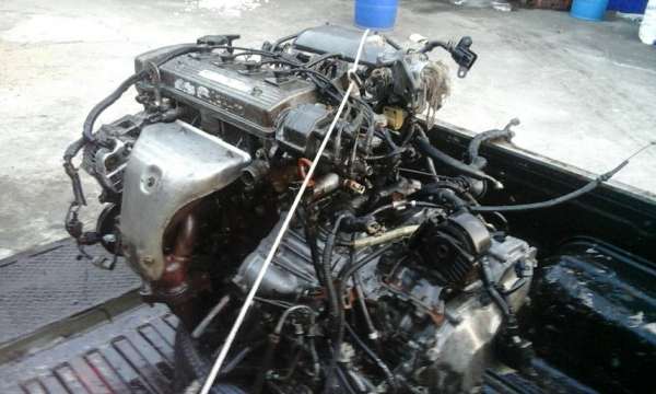 เครื่อง4a 1600cc.พร้อมเกียร์ออโต้ (แก๊ส) 7,500บาท กล่องสายไฟครบๆ เครื่องติดปรกติ 089-2095791