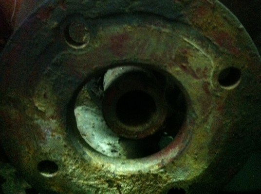 ปั้มน้ำ  ตราดอกบัว