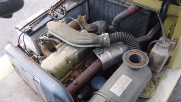 ขายรถโฟลคลิฟท์แท้ จากญี่ปุ่น MITSUBISHI FD25 ,เกียร์คลัทร์, เครื่องยนต์ดีเซล ,งาเทปรับคว่ำ-หงายเทได้ , เสายกสูง 4.0 เมตร ,ล้อหน้าคู่ , รถนำเข้าจากญี่ปุ่น 100\% ขายรถโฟลคลิฟท์แท้ จากญี่ปุ่น MITSUBISHI FD25 ,เกียร์คลัทร์, เครื่องยนต์ดีเซล ,งาเทปรับคว่ำ-หงายเทได้ , เสายกสูง 4.0 เมตร ,ล้อหน้าคู่ , รถนำเข้าจากญี่ปุ่น 100\%