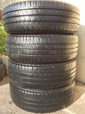 ขายยาง MICHELIN Aglis 215-65-16 ปี16 ดอกหนาจัด น้องยางใหม่ ไม่มีปะ ไม่มีตำหนิ ชุดละ 7,000 บาท