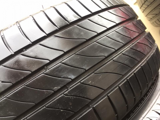ขายยาง MICHELIN PRIMACY 3ST 205-55-16 ปี14 ดอกหนาจัด ไม่มีตำหนิ ชุดละ 4,000 บาท