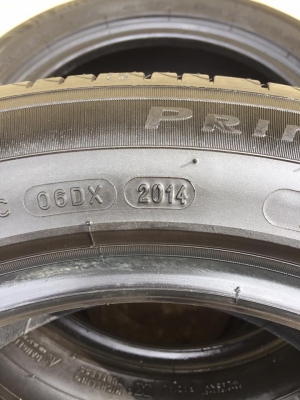 ขายยาง MICHELIN PRIMACY 3ST 205-55-16 ปี14 ดอกหนาจัด ไม่มีตำหนิ ชุดละ 4,000 บาท