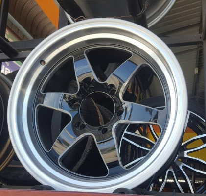 ล้อแม็กซ์ใหม่Weld YUSTA ขอบ18 5รูและ6รู 9.5+10.5 Off ไม่ยื่น