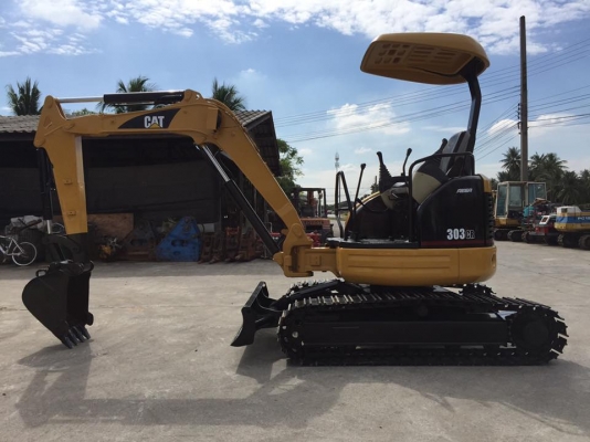 รถขุด CAT 303CR ทำสีใหม่ มือสองนำเข้าญี่ปุ่น รถขุด CAT 303CR ทำสีใหม่ มือสองนำเข้าญี่ปุ่น