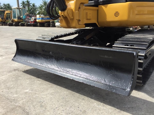 รถขุด CAT 303CR ทำสีใหม่ มือสองนำเข้าญี่ปุ่น