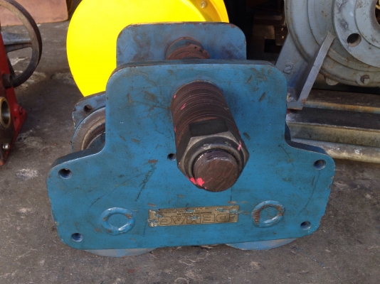 ขายรอกไฟฟ้า Demag 2ton. Made in Germany 380V สภาพสวยเดิมๆ อุปกรณ์ครบ มาพร้อมตัววิ่งแบบลากตรงรุ่น พร้อมใช้งาน ขายรอกไฟฟ้า Demag 2ton. Made in Germany 380V สภาพสวยเดิมๆ อุปกรณ์ครบ มาพร้อมตัววิ่งแบบลากตรงรุ่น พร้อมใช้งาน