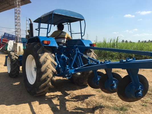 รถไถฟอร์มือสอง ขายรถไถฟอร์ด6610สองเพลาราคานี้ยังต่อลองได้อีกนะครับพร้อมใช้งานสวยๆครับ ราคา550000บาท สนใจ โทร081-365-5997 อำพร พาเจริญ ต. วังบัว อ. คลองขลุงจ.กำแพงเพชร (มีค้าแนะนำ5000มาจากเฟสใครแจ้งด้วยนะครับ) ดูสินค้าเพิ่มเติมได้ที่  (http://buasorn.truck