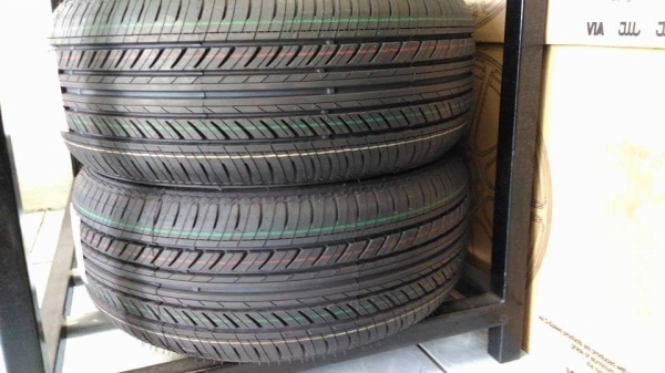 ยางใหม่ Haida HD606 195 50 15 ผลิตปี 2016 ยางจีน ลายสวยๆ ขายถูก ทั้งชุด 4,800.- ใส่ ถ่วงฟรี  เปลี่ยนจุ๊บใหม่ฟรี ส่งทั่วไทยค่ะ